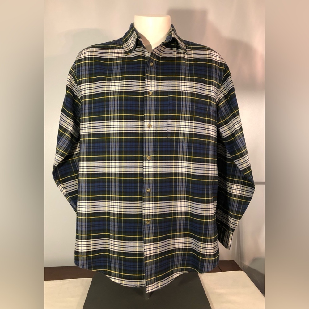 LL Bean Mens Plaid Long Sleeve Button Down 100% Cotton Shirt Size M